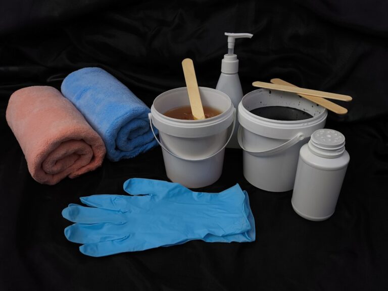 Os Suprimentos De Depilacao Estao Prontos Para Uso uVr9DOk15hU